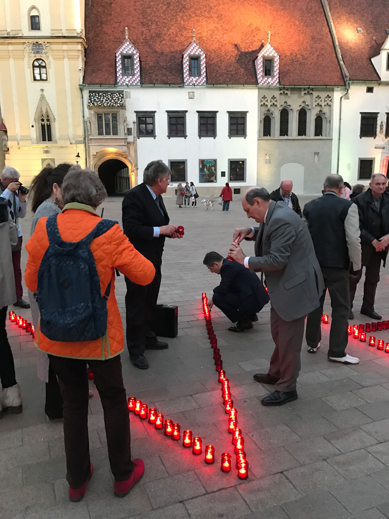 SVETLO place Hlavn nmestie, Bratislava